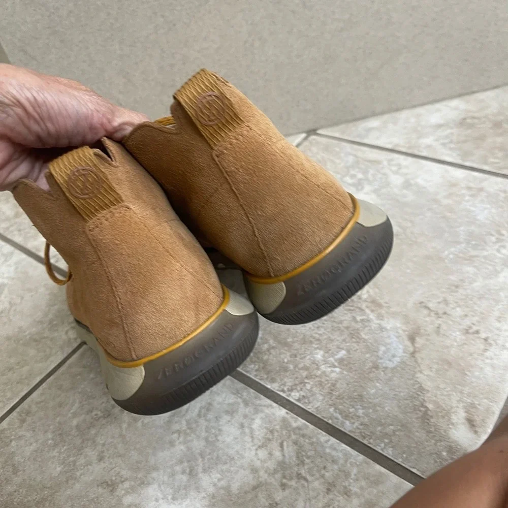 Cole Haan Zerogrand Tan Suede Chukka Desert Boots Mens Shoes C23251 Sz 10M EUC Cole Haan Zerogrand Tan Suede Chukka Desert Boots Mens Shoes  main image 2